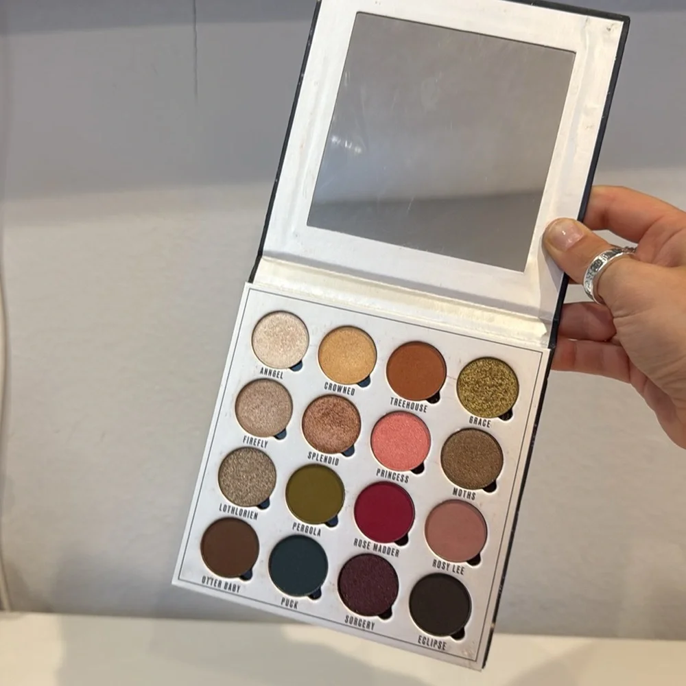 MOVING SALE Makeup Obsession Rady Eye Shadow and Highlight Palette Set